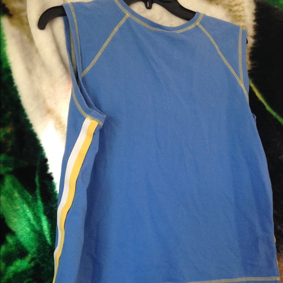 Mountain Lake Ladies Short Sleeve V-neck - Picture 4 of 4